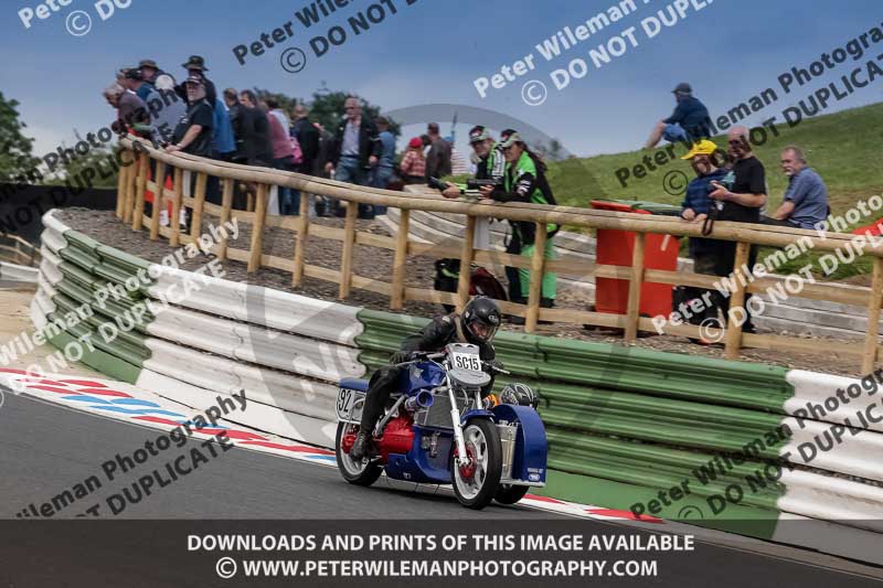 Vintage motorcycle club;eventdigitalimages;mallory park;mallory park trackday photographs;no limits trackdays;peter wileman photography;trackday digital images;trackday photos;vmcc festival 1000 bikes photographs